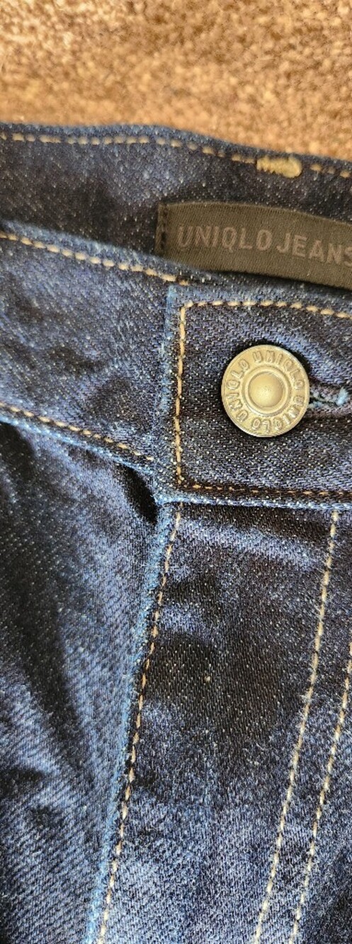 NWT Women's Uniqlo Wide Straight Jeans In Navy Dark Wash - Picture 6 of 10